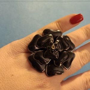 Black enamel flower ring, size 7
